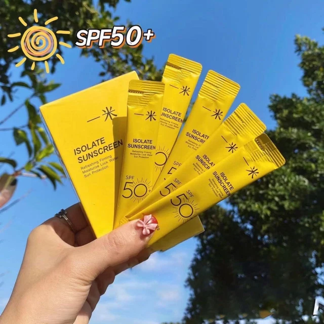 กันแดดหน้าใส SPF50PA+++ แบบพกพา Isolate Sunscreen แบรนด์แท้นำเข้า